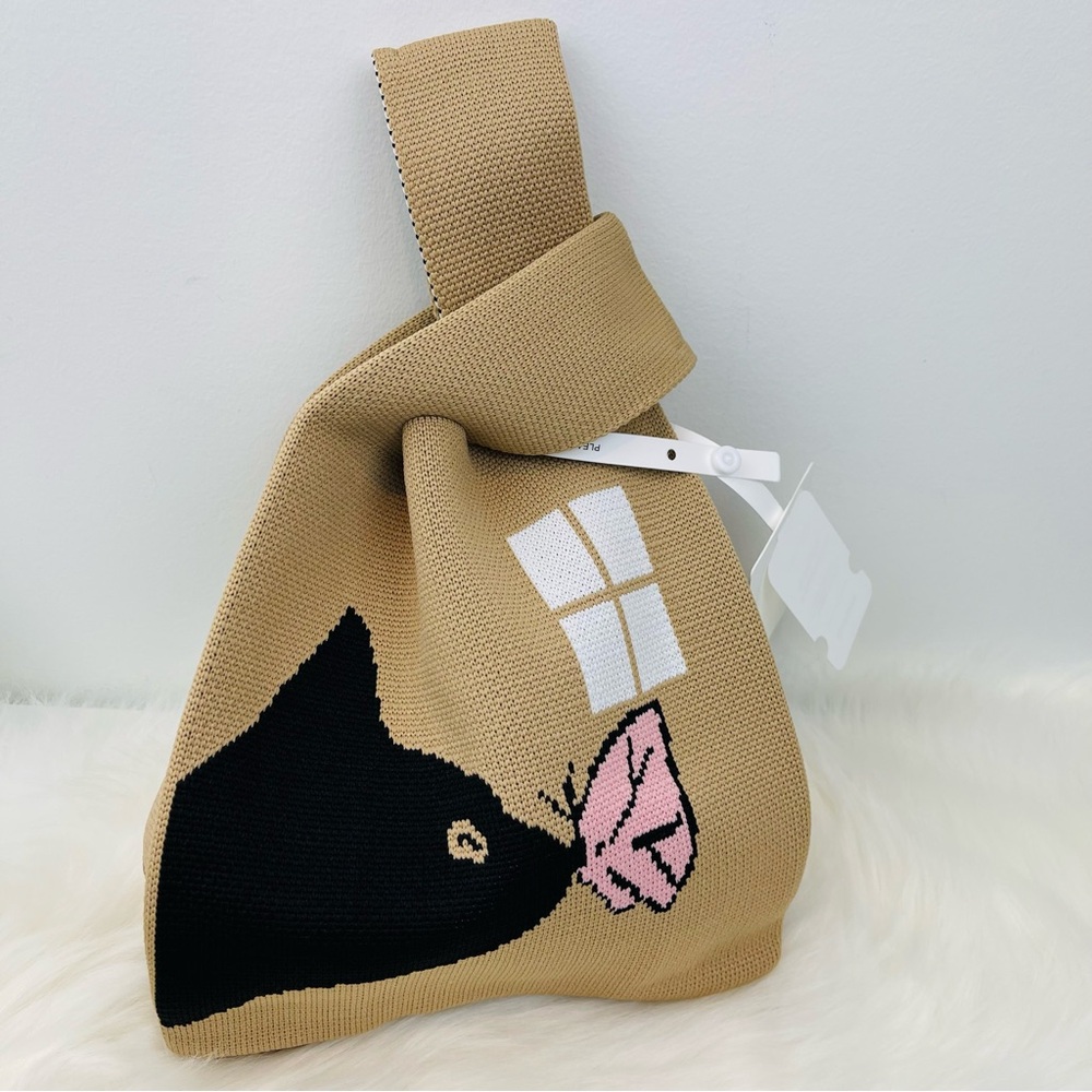 NWT "Cat Kissing Butterfly" Compact Stylish Essentials Handheld Bag - Picture 4 of 10